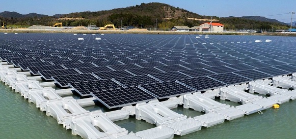 伊朗開(kāi)始第二浮動(dòng)太陽(yáng)能電站的建設(shè)