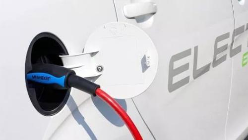 外媒：中國(guó)電動(dòng)車銷量將持續(xù)占全球總量的一半