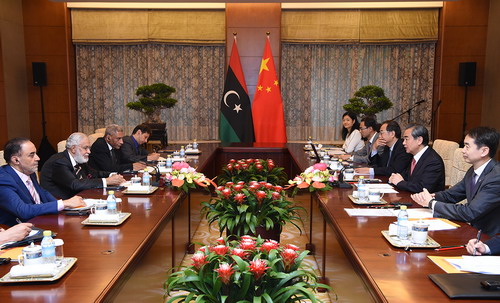 王毅同利比亞團(tuán)結(jié)政府外長會(huì)談 簽署共建“一帶一路”諒解備忘錄