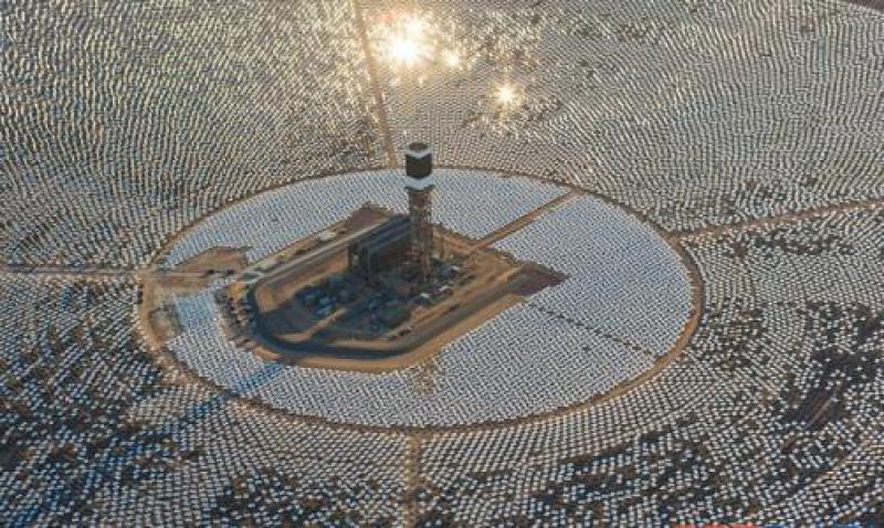 光熱發(fā)電呈異彩 ——中國能建全面領(lǐng)跑光熱發(fā)電示范項(xiàng)目建設(shè)綜述