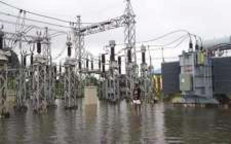 緬甸受洪水影響，部分地區(qū)已經(jīng)切斷了電力