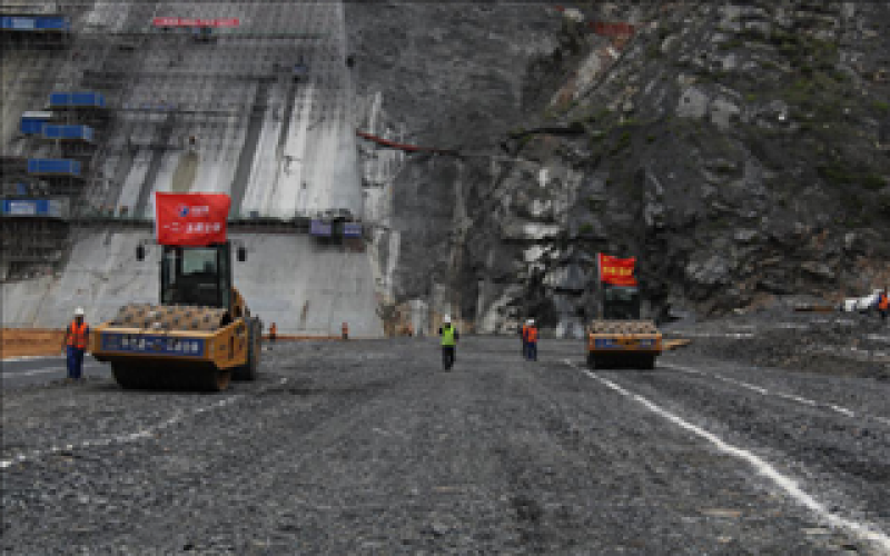 兩河口水電站大壩填筑智能碾壓系統(tǒng)研發(fā)與應(yīng)用通過階段驗(yàn)收