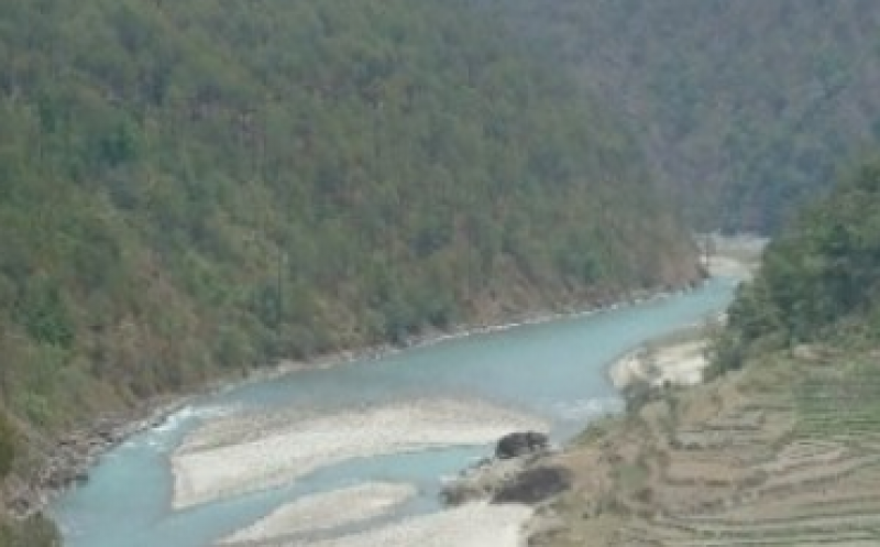 水電項(xiàng)目開始向當(dāng)?shù)厝税l(fā)行股票