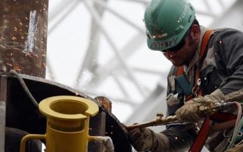 加拿大經(jīng)濟復(fù)蘇受石油驅(qū)動