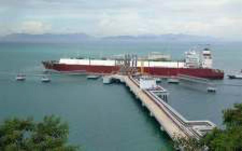 第一臺Moss型液化天然氣運輸船抵達(dá)中海油的粵東碼頭