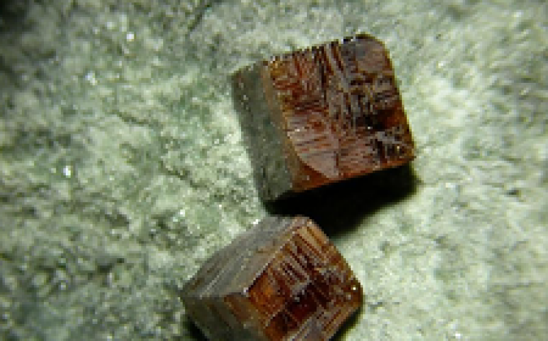 卡塔爾，瑞士和意大利的研究人員開(kāi)發(fā)出防水太陽(yáng)能電池