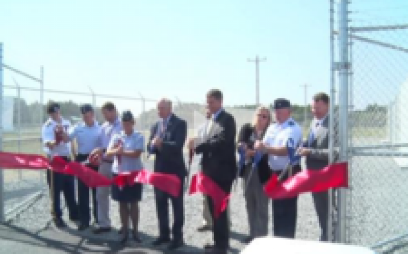 奧的斯Microgrid：軍事基地全面運行可再生能源