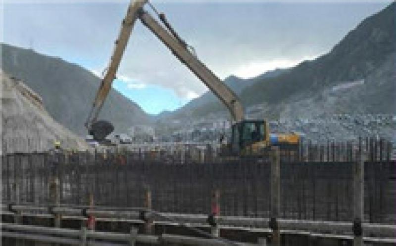 蘇洼龍水電站地面廠房工程首倉(cāng)混凝土澆筑