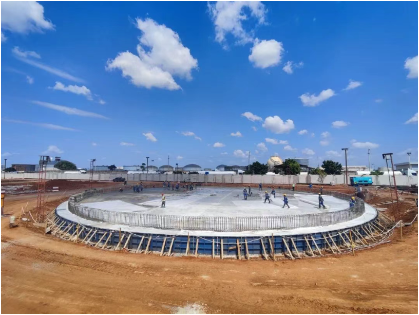 坦桑尼亞石油儲(chǔ)罐項(xiàng)目首個(gè)承臺(tái)澆筑完成