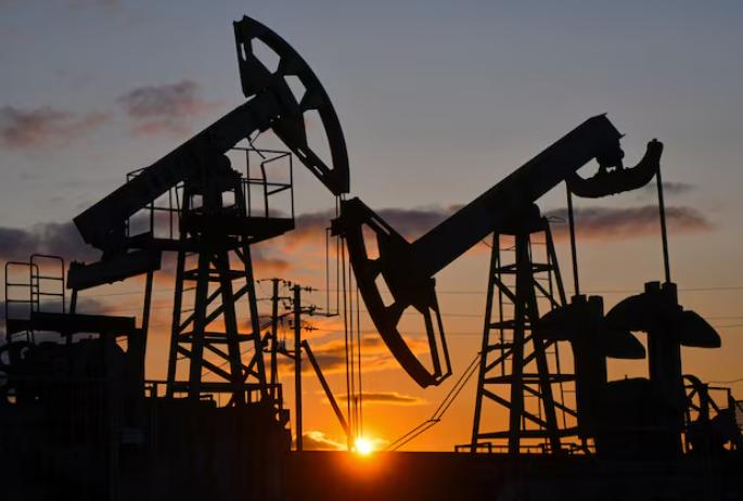 高盛上調(diào)2025年下半年油價(jià)預(yù)測(cè) 關(guān)注供應(yīng)與庫存變化