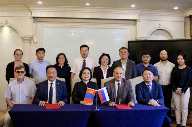 俄蒙就額金河水電站項(xiàng)目開展綜合環(huán)境評(píng)估會(huì)談