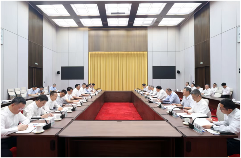 國(guó)家電網(wǎng)董事長(zhǎng)張智剛董事長(zhǎng)與中國(guó)鐵建董事長(zhǎng)戴和根舉行會(huì)談