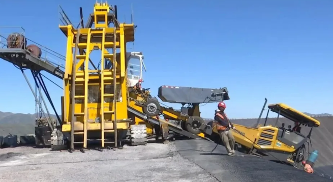 內(nèi)蒙古芝瑞抽水蓄能電站首臺機組核心部件完成吊裝