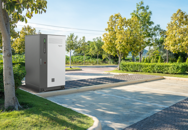 施耐德電氣推出新型工商業(yè)電池儲(chǔ)能系統(tǒng)