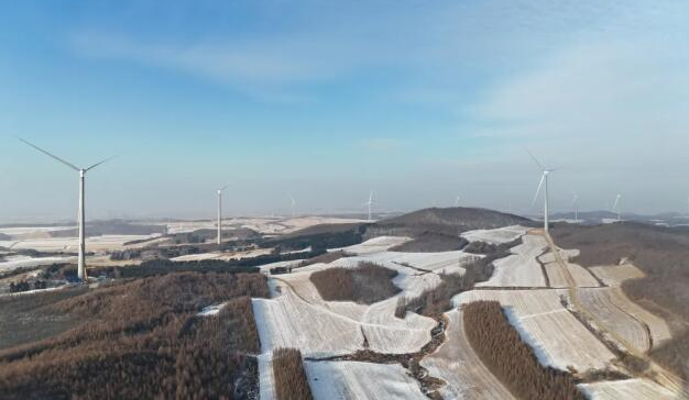 七臺河西區(qū)風(fēng)電項(xiàng)目實(shí)現(xiàn)首臺風(fēng)機(jī)并網(wǎng)發(fā)電