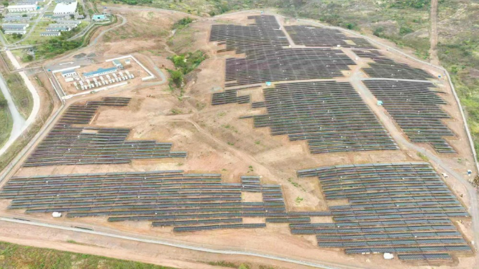 中企援建剛果（金）光伏微電網(wǎng)投運 助力礦區(qū)新能源轉(zhuǎn)型