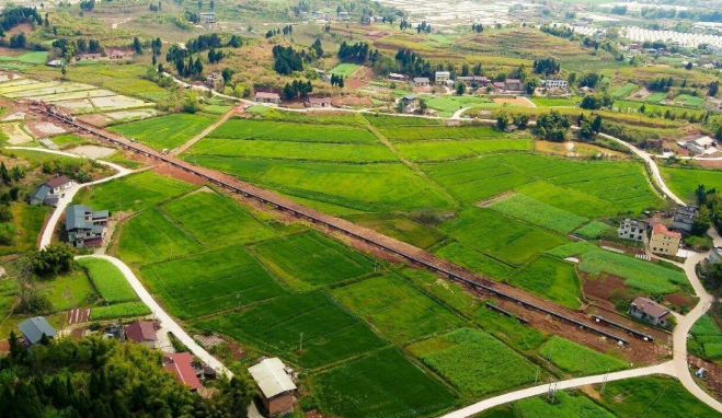 中國川氣東送二線天然氣管道工程四川段投產(chǎn)