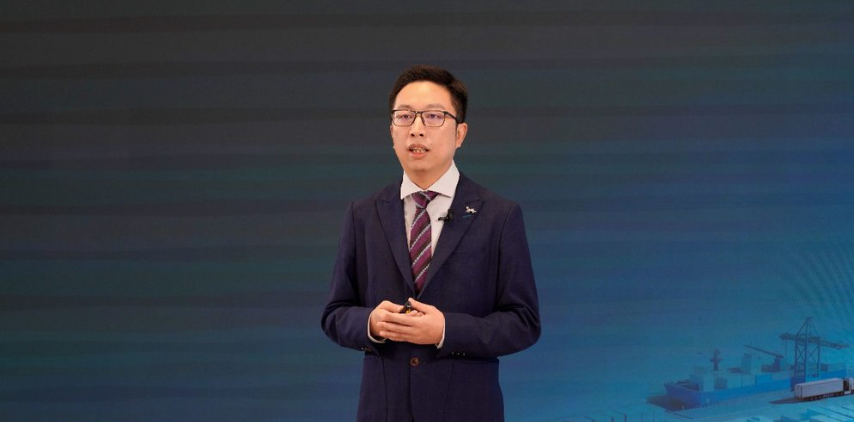 讓有路的地方就有高質(zhì)量充電 | 華為發(fā)布2026充電網(wǎng)絡(luò)產(chǎn)業(yè)十大趨勢(shì)