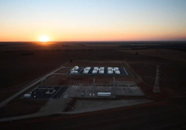 Wood Mackenzie 2026年儲(chǔ)能市場(chǎng)展望：構(gòu)網(wǎng)型技術(shù)、混合儲(chǔ)能與新興電池體系