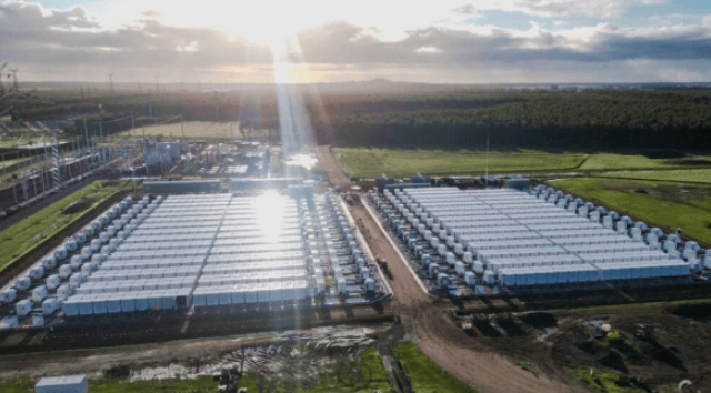 Origin Energy在澳大利亞維多利亞州Mortlake的300兆瓦/650兆瓦時構網(wǎng)型電池儲能系統(tǒng)開始調試