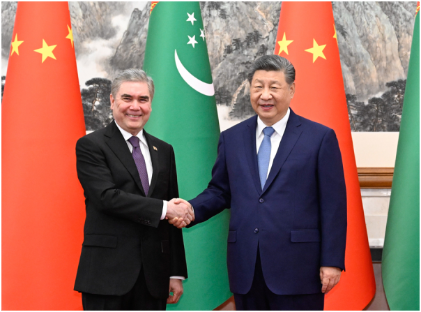 中國國家主席習(xí)近平會(huì)見土庫曼斯坦民族領(lǐng)袖、人民委員會(huì)主席別爾德穆哈梅多夫 強(qiáng)調(diào)擴(kuò)大天然氣領(lǐng)域合作