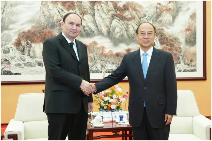 中國石油集團(tuán)董事長(zhǎng)拜會(huì)土庫曼斯坦副總理，推動(dòng)中土天然氣合作