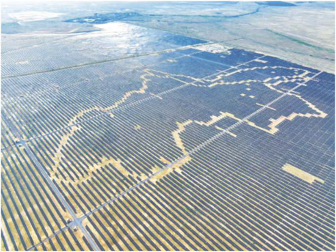 寧夏600萬千瓦采煤沉陷區(qū)光伏基地建成投運(yùn)