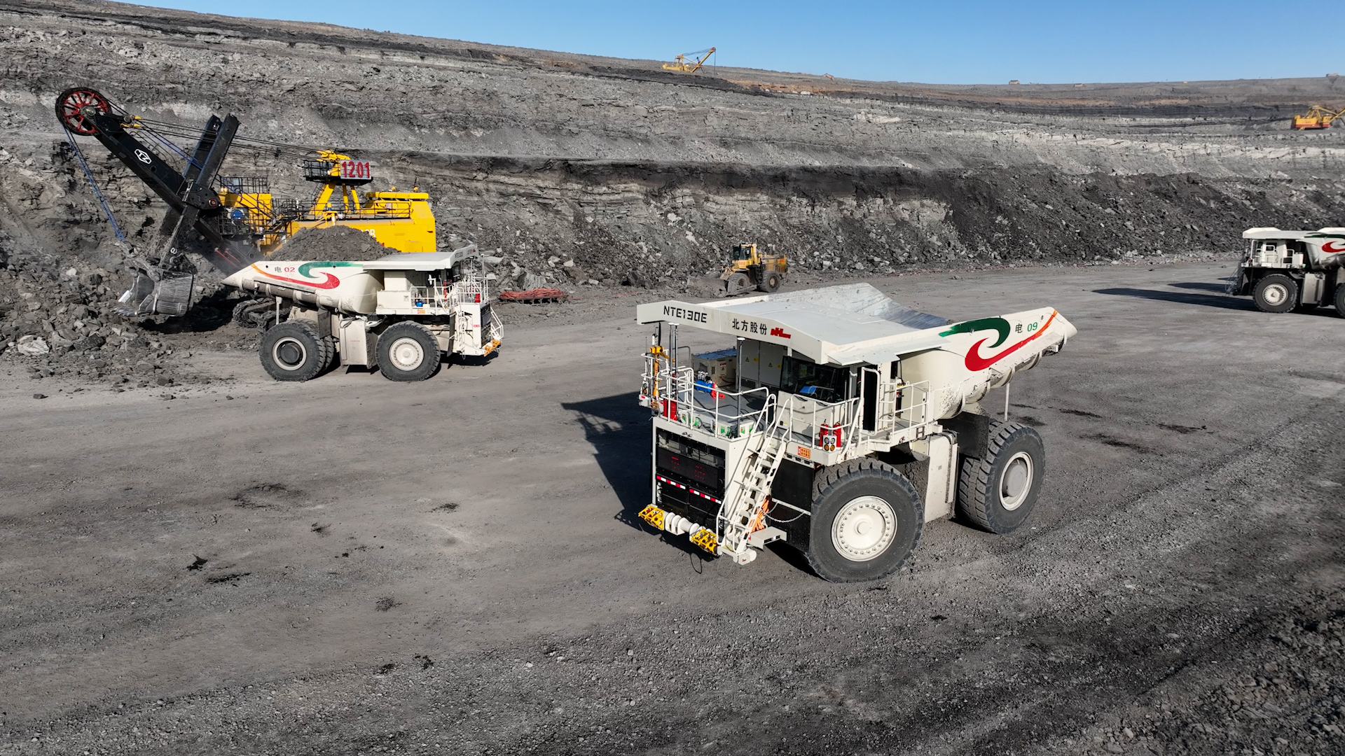 扎哈淖爾煤業(yè)公司一季度生產(chǎn)經(jīng)營實(shí)現(xiàn)“開門紅”