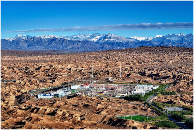 西氣東輸?shù)谝辉础死?氣田誕生第七口百億立方井