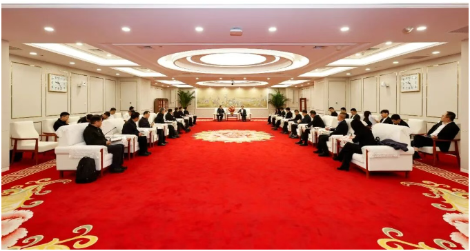 中核集團與中國海油簽署戰(zhàn)略合作協(xié)議